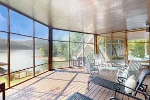 Hot Tub + Dock! Waterfront Norris Lake Log Home - Innvendig