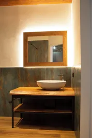 Stevoski Rooms - Modern Comfort in a Historic Stone House - Badezimmer