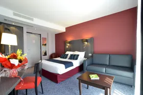 Logis Hôtel Victor Hugo & Spa - Room