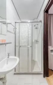 Hotel Lancaster Poa - Bathroom