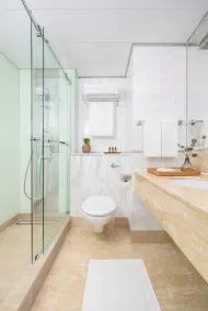 Two MacDonnell Road - Bathroom
