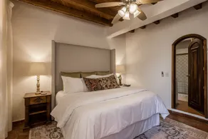 3BR Garden Home with Rooftop & Garage in Centro San Miguel de Allende - Chambre