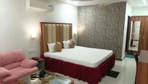 HOTEL VAIDYA REGENCY - Room