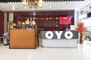 OYO 416 Lucky Hotel - Reception