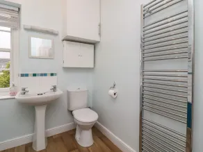 Town Cottage - Bathroom