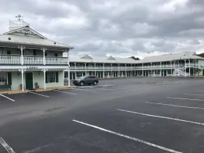 Deluxe Inn And Suites - Extérieur