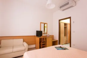 Hotel Mediterraneo - Chambre