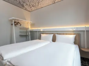ibis Duesseldorf Airport - Room
