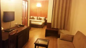 Tavisha Villa Golf Course MG Road - Room