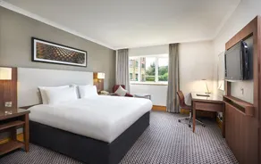 Doubletree by Hilton Coventry - Room