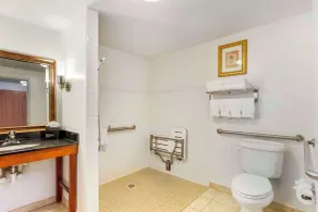 Comfort Suites Longmont - Chambre
