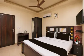 Super Collection O Sector 5 Ghaziabad - Chambre