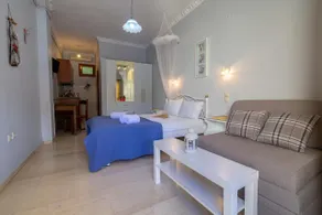 Pension Holidays - Rom