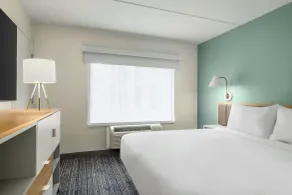 TownePlace Suites by Marriott Charlotte LoSo Airport - Chambre