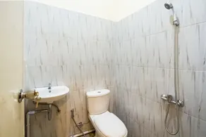 Hotel O D'soetta - Bathroom