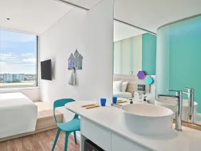 Tru by Hilton Thai Binh City Centre - Room