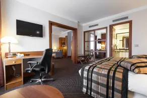 Crowne Plaza Brussels Airport by IHG - Camera