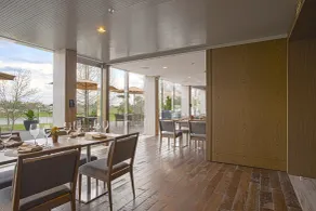 Suryaa Hotel Pinhais, Curio Collection by Hilton - Reception