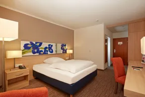 H+ Hotel Wiesbaden Niedernhausen - Chambre