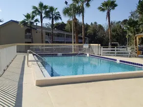 Rodeway Inn Leesburg Chain of Lakes - Piscine