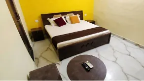 Elite inn Lucknow - Room