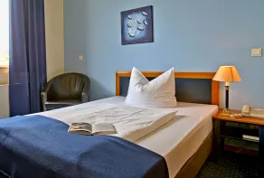 Hoteltow - Room