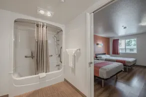Motel 6-Fallon, NV - Bathroom