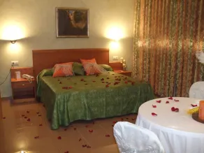 Hotel Fonda Neus - Zimmer