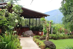 Colinas del Miravalles Hotel & Hot Springs - Rezeption