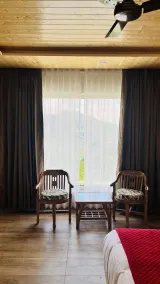 The Mountilla - Room