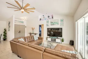Heated Saltwater Pool! Family Port Charlotte Home - Intérieur