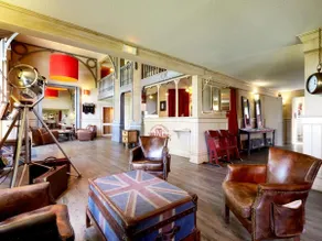  Brit Hotel Essentiel CHOLET - Réception