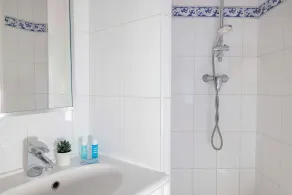 Grand Hotel du Calvados - Opera - Bathroom