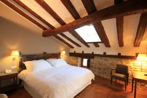 Hotel Rural LATORRIÉN DE ANE - Zimmer