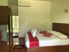 Pru Valley Thaley Tai Resort - Zimmer