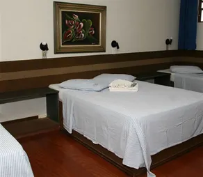 Hotel Js - Habitación