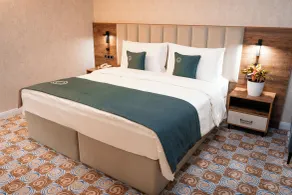 Cosmopolitan Hotel - Room
