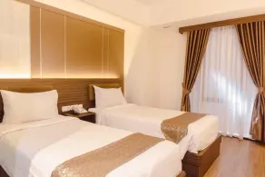 Fahira Hotel Syariah Bukittinggi - Room