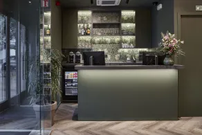 Urban Yard Hotel - Interior entrance