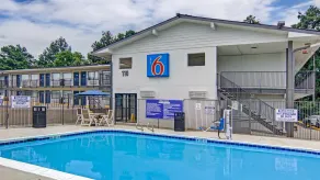 Motel 6-Longview, TX - Piscine