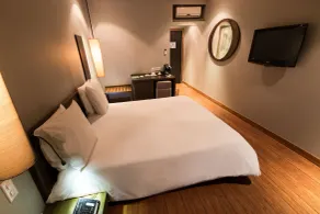 Le Louvre Hotel & Spa - Habitación