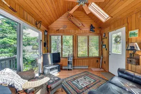 6 Mi to Ski Slopes: 'oak View' Lakefront Home! - Interiör