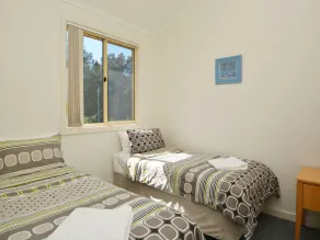 Madigan Cottages - Australiana - Room