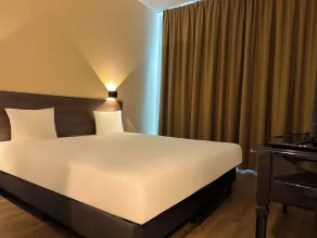 HOTELUX Amsterdam Airport Hotel - Chambre