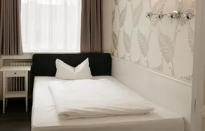 Aachener Stadthotel - Room