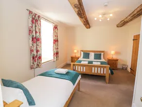 Lea Farm House - Room
