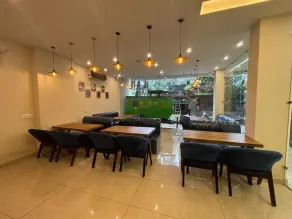 Hotel Ramayan Inn - Near Parmarth Niketan - Restaurant