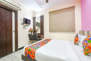 Fabexpress Raj Supreme Residency - Room