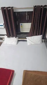 Leela Palace - Room