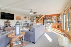 Riverfront Kingston Cottage w/ Deck, 2 Mi to Beach - Interior
